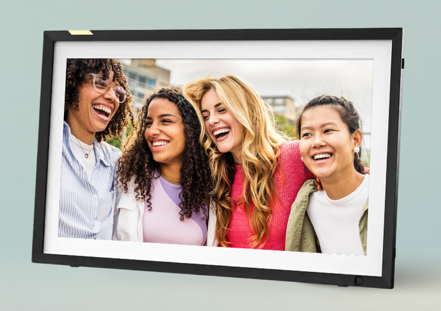 Großer klassischer 15,6 Zoll HD-Touchscreen