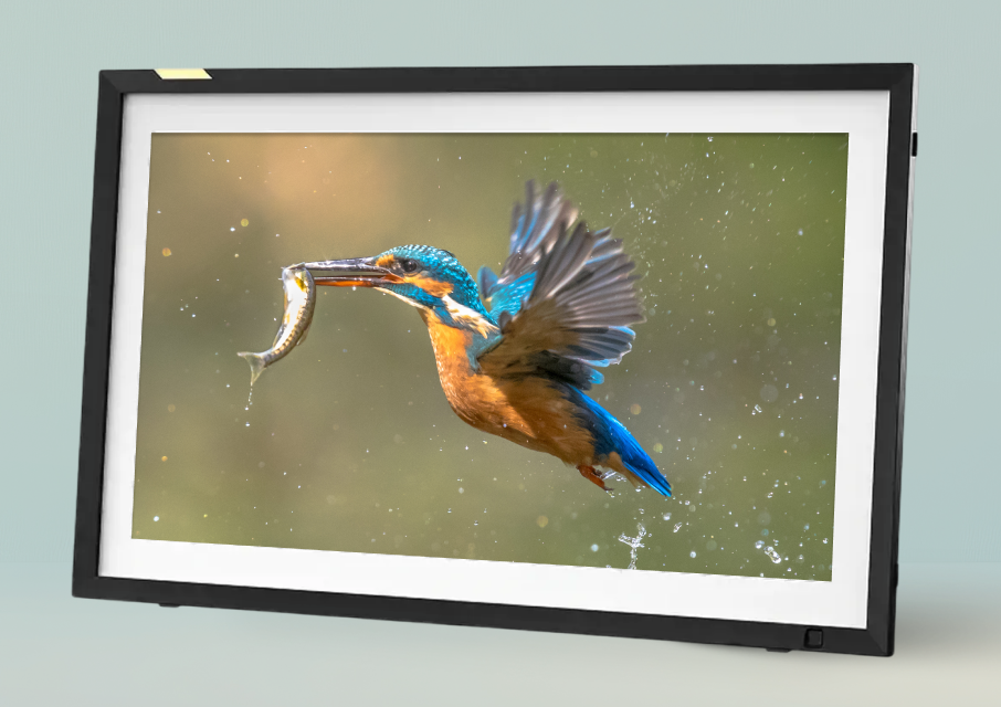 Großer klassischer 15,6 Zoll HD-Touchscreen