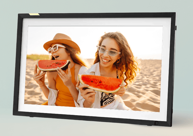 Großer klassischer 15,6 Zoll HD-Touchscreen